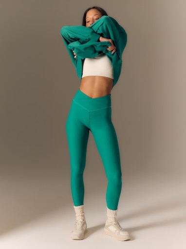  4F Damskie legginsy dzianinowe 4F 4FRSS26TTIGF328  zielone Zielony