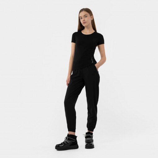 4F Damskie spodnie tkaninowe joggery 4F H4Z22SPDC010  czarne Głęboka czerń