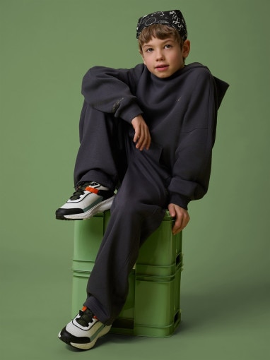  4F JUNIOR Chłopięce spodnie dresowe 4F 4FJRSS26TTROM1883  szare Szary