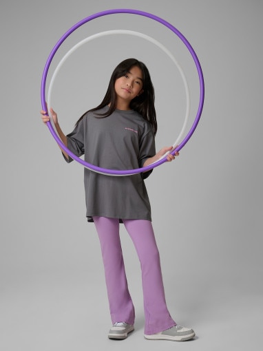 Dziewczęcy t-shirt z nadrukiem 4F 4FJRSS26TTSHF3870 - szary