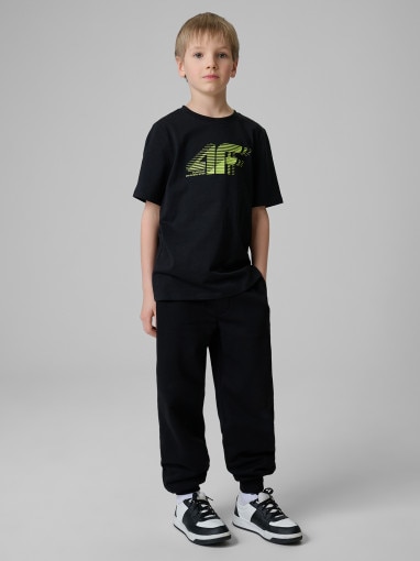 Chłopięcy t-shirt z nadrukiem 4F 4FJRSS26TTSHM3864 - czarny