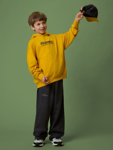 Chłopięca bluza nierozpinana z kapturem 4F 4FJRSS26TSWSM2826 - żółta
