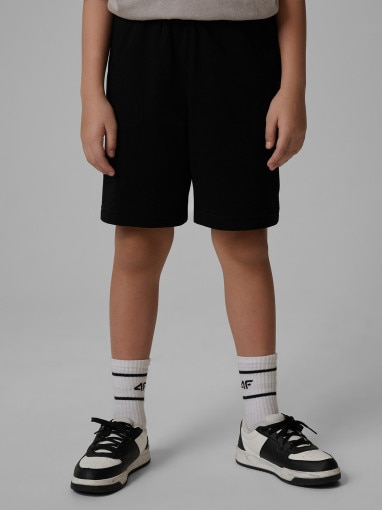 Chłopięce spodenki dresowe 4F 4FJRSS26TSHOM0866 - czarne