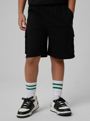 Chłopięce spodenki dresowe 4F 4FJWSS26TSHOM785 - czarne