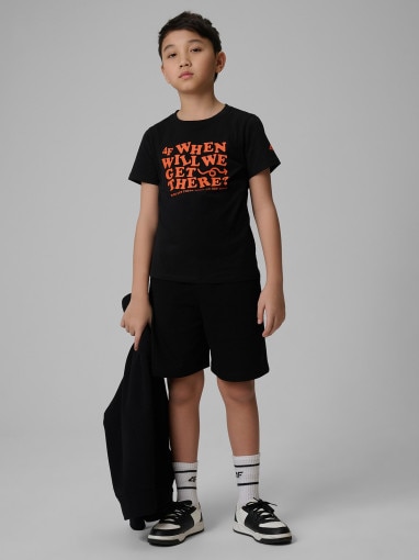 Chłopięcy t-shirt z nadrukiem 4F 4FJWSS26TTSHM2816 - czarny