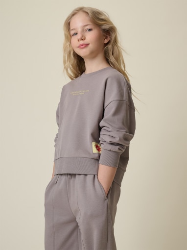 Dziewczęca bluza nierozpinana bez kaptura 4F 4FJRSS26TSWSF2813 - szara
