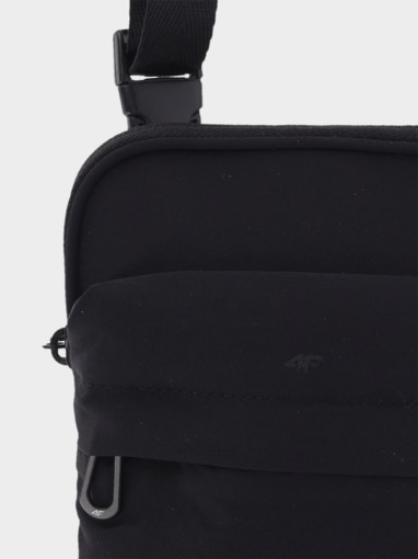 Saszetka na ramię 4F 4FWAW25APOUU081 - czarna