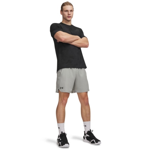  UNDER ARMOUR Męskie spodenki treningowe Under Armour UA Vanish Woven 6in Shorts  beżowe Beżowy
