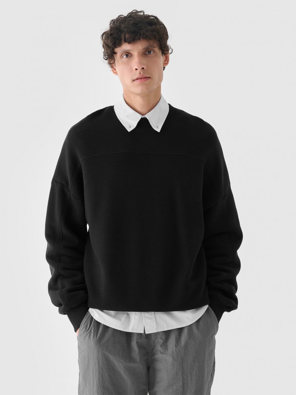 Męska bluza nierozpinana bez kaptura Outhorn OTHWAW24TSWSM1915 - czarna