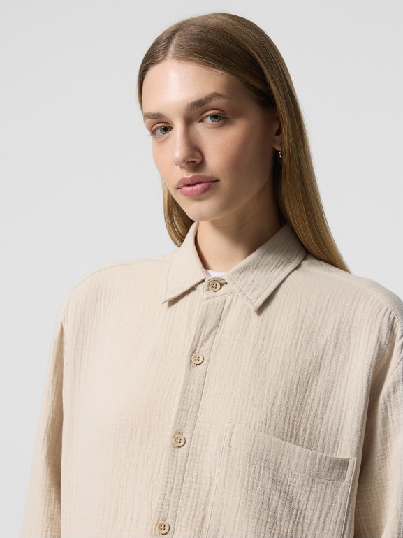 Damska koszula muślinowa Outhorn OTHWSS24TSHIF061 - beżowa