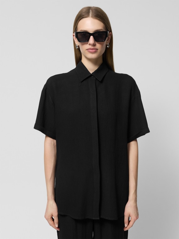 Damska koszula z krótkim rękawem Outhorn OTHWSS24TSHIF063 - czarna