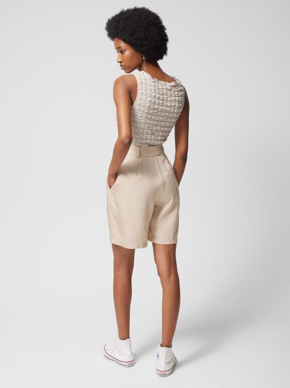 Damskie spodenki casual Outhorn OTHWSS24TSHOF396 - beżowe