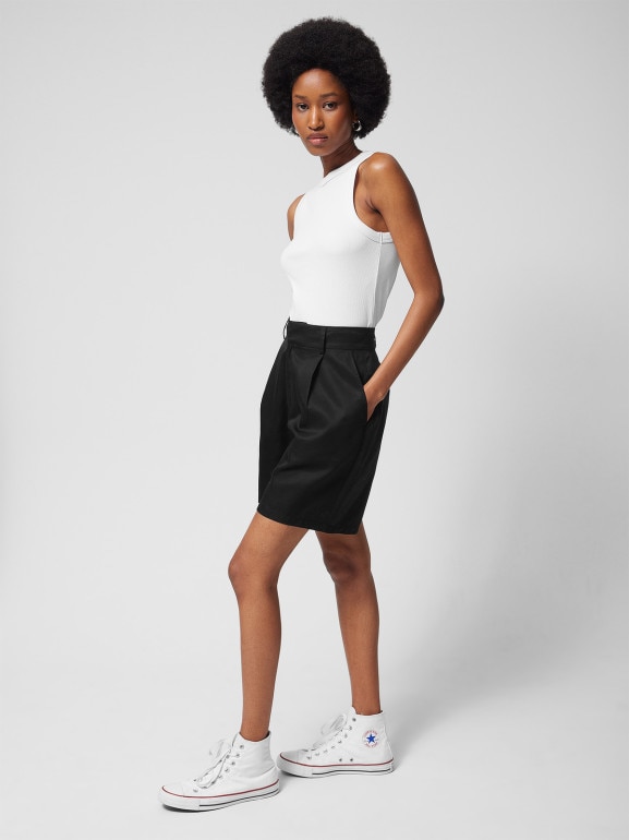 Damskie spodenki casual Outhorn OTHWSS24TSHOF396 - czarne