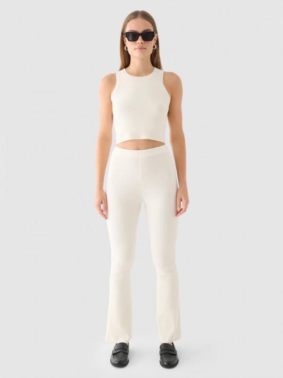 Damskie spodnie dzianinowe Outhorn OTHWAW24TTROF0875 - białe