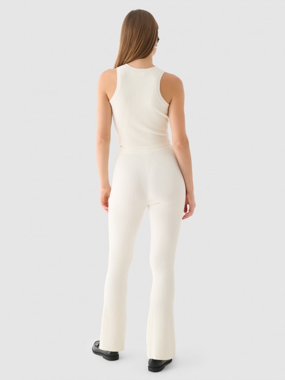 Damskie spodnie dzianinowe Outhorn OTHWAW24TTROF0875 - białe