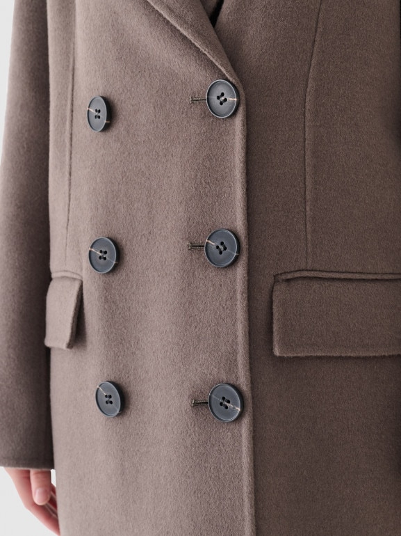 Damski płaszcz z wełną długi Outhorn OTHWAW24TCOUF014  - brązowy