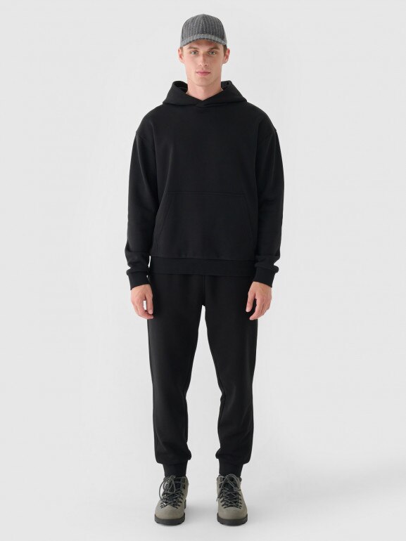 Męska bluza dresowa nierozpinana z kapturem Outhorn OTHWAW24TSWSM1695 - czarna