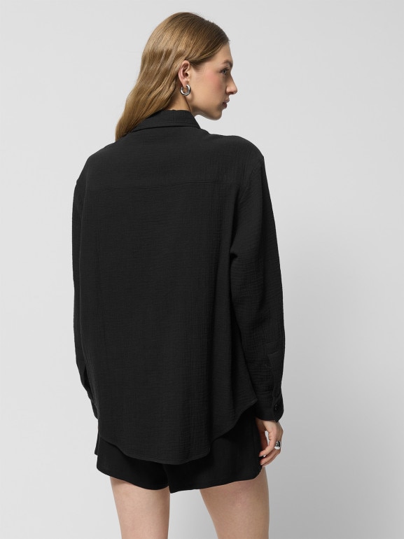 Damska koszula muślinowa Outhorn OTHWSS24TSHIF061 - czarna
