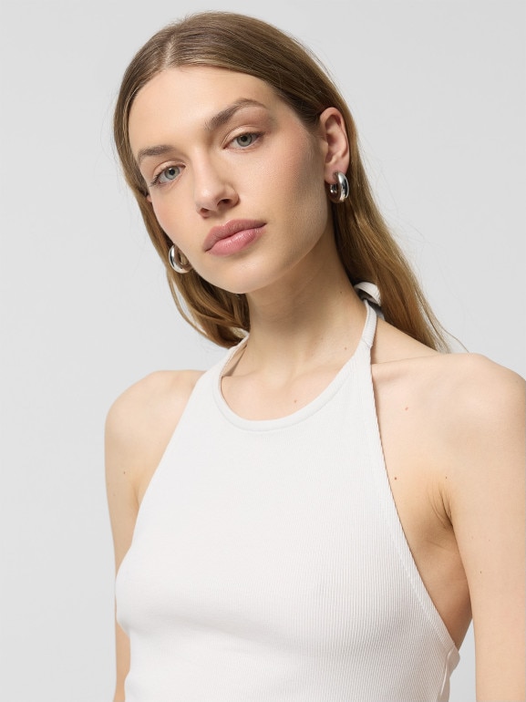 Damski top slim prążkowany Outhorn OTHWSS24TSLEF085 - biały