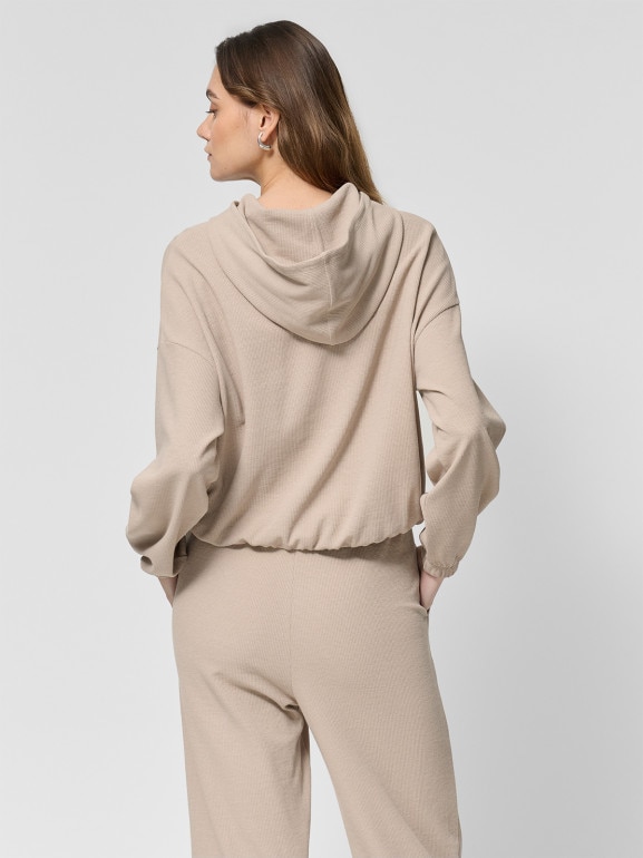 Damska bluza dresowa nierozpinana z kapturem Outhorn OTHWSS24TSWSF1631 - beżowa