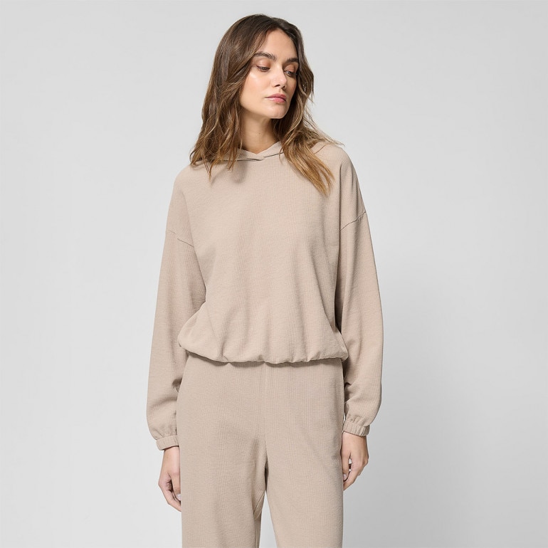 Damska bluza dresowa nierozpinana z kapturem Outhorn OTHWSS24TSWSF1631 - beżowa