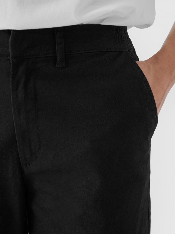 Damskie spodnie casual tkaninowe Outhorn OTHWAW24TTROF1084 - czarne