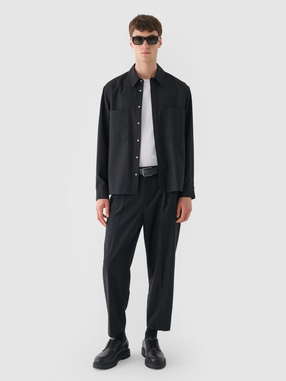 Męskie spodnie casual tkaninowe Outhorn OTHWAW24TTROM0896 - czarne