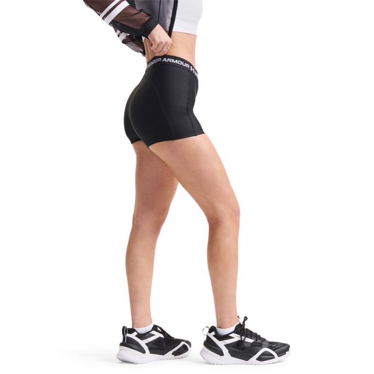 Damskie spodenki treningowe Under Armour HeatGear Shorty - czarne