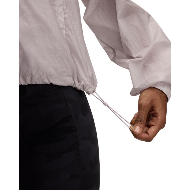 Damska kurtka treningowa Under Armour UA Rival Woven HZ Anorak - beżowa