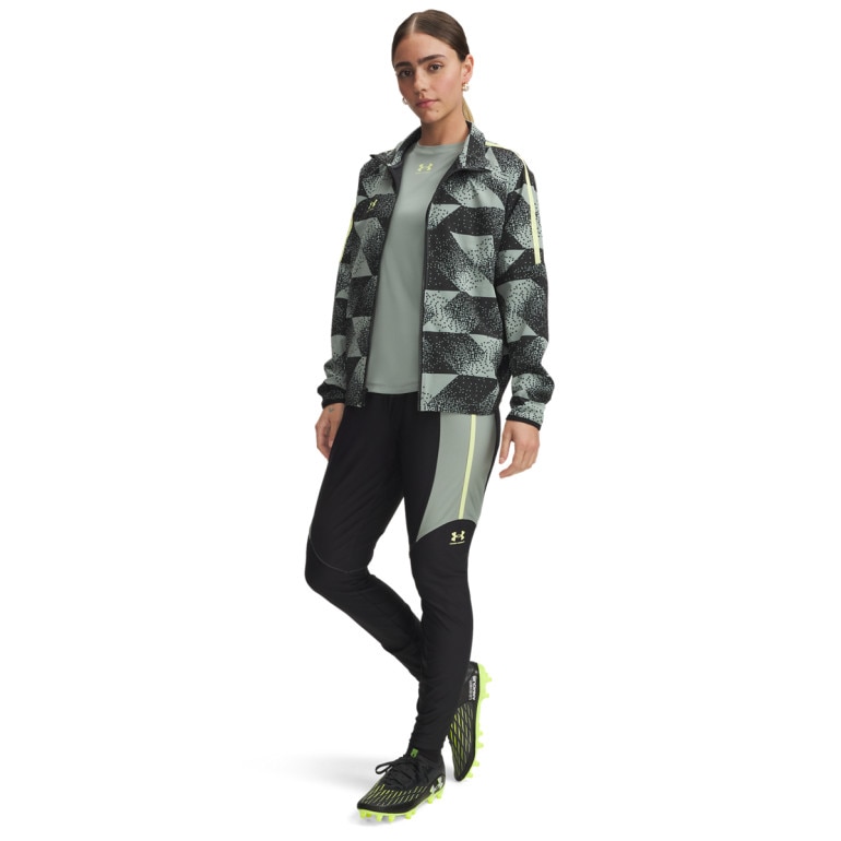 Damskie spodnie treningowe Under Armour UA W's Challenger Pro Pant - czarne 